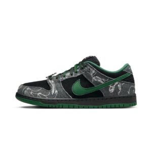 Nike SB Dunk Low There Skateboards Mens Sneaker