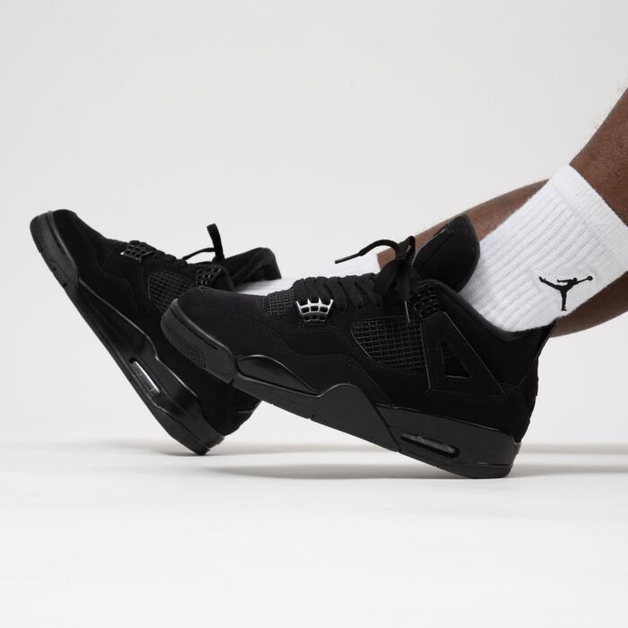 Air Jordan 4 Retro "Black Cat 2020" sneakers - Image 2