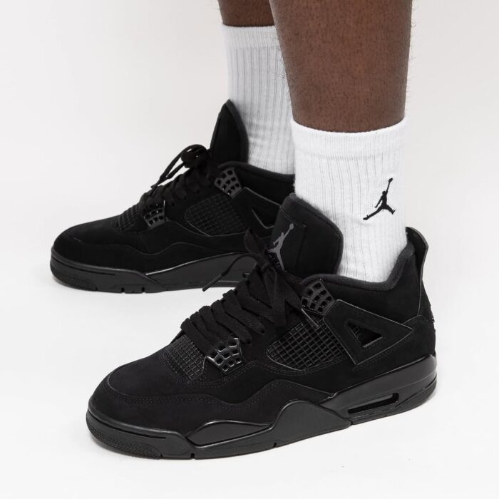 Air Jordan 4 Retro "Black Cat 2020" sneakers - Image 3