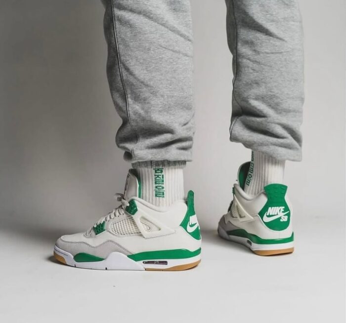 Nike Air Jordan 4 Retro SB Pine Green - Image 5