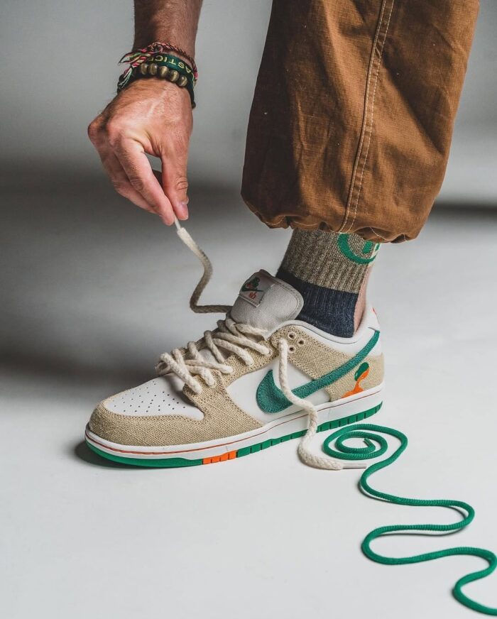 Nike SB Dunk Low Jarritos Men's Sneaker - Image 3