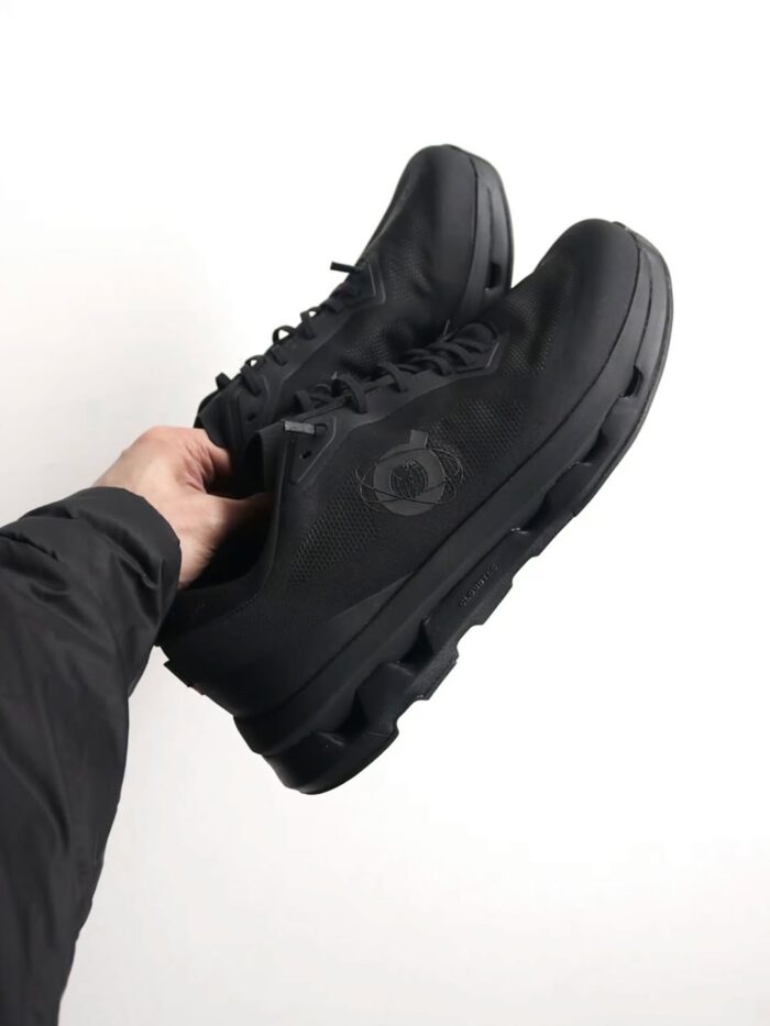 On Running Cloudzone "Kith Black" sneakers - Image 4