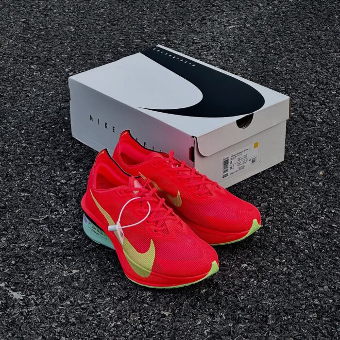 Nike Vaporfly 4 Men's Road Racing Shoes - Image 2