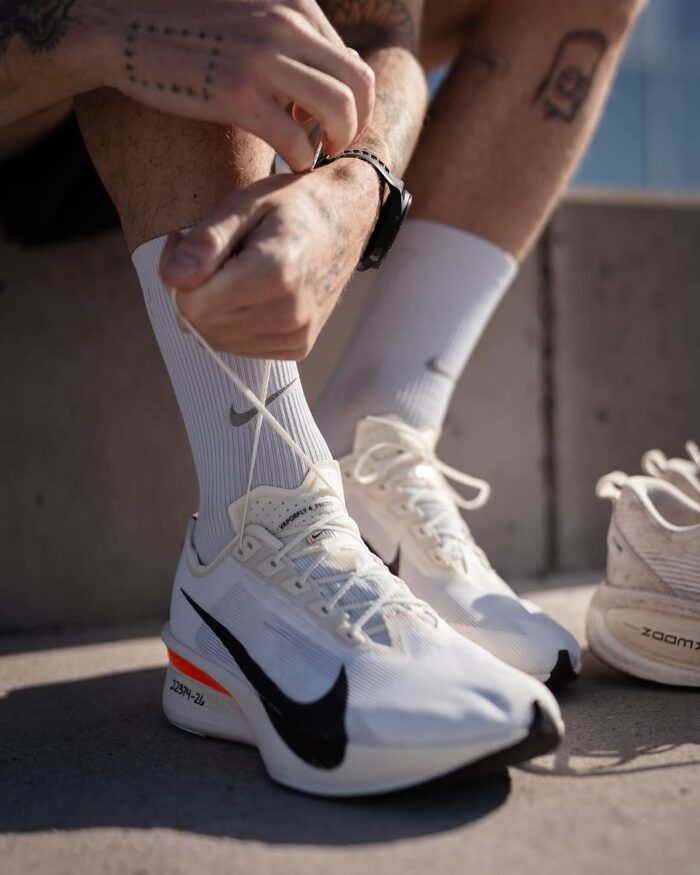 Nike Vaporfly 4 Proto Men's Road Racing Shoes - Image 5