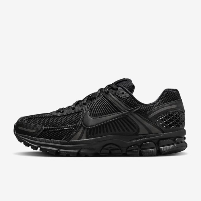 Nike Zoom Vomero 5 'Triple Black'