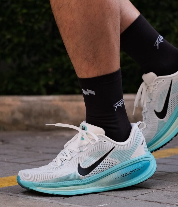Nike Vomero 18 Dusty Cactus Geode Teal Road Racing Shoes - Image 5