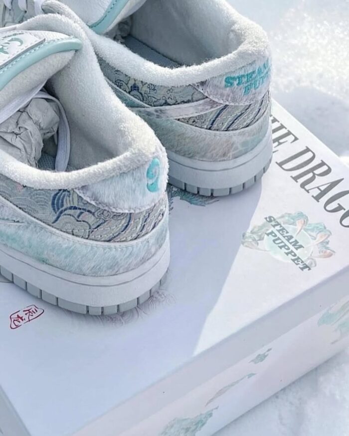 Nike Sb Dunk Year Of The Dragon Steam Puppet - Image 2