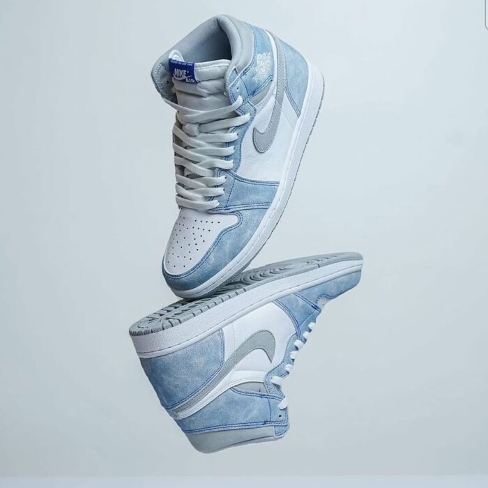 Nike Air Jordan 1 High Hyper Royal - Image 4