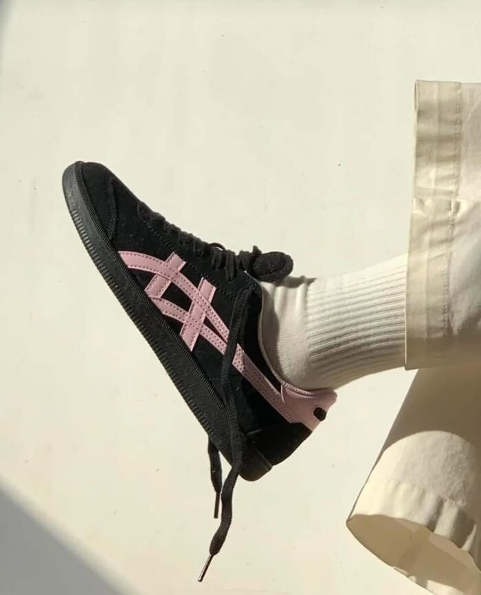 Onitsuka Tiger Tokuten "Black/Pink" sneaker For Girls - Image 4