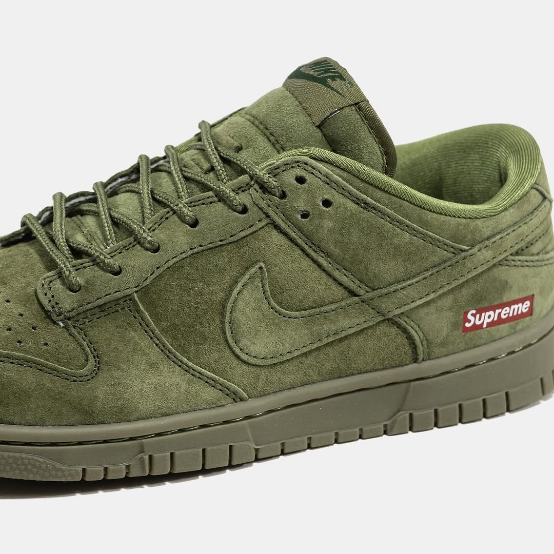 Nike Sb Dunk Low X Supreme Olive Green - Image 9