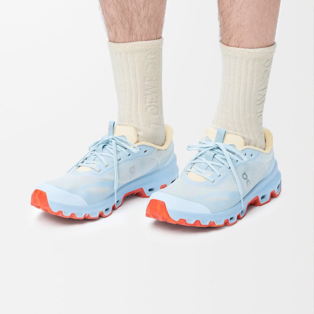 On Running Cloudventure 2 Loewe Blue Red White - Image 2