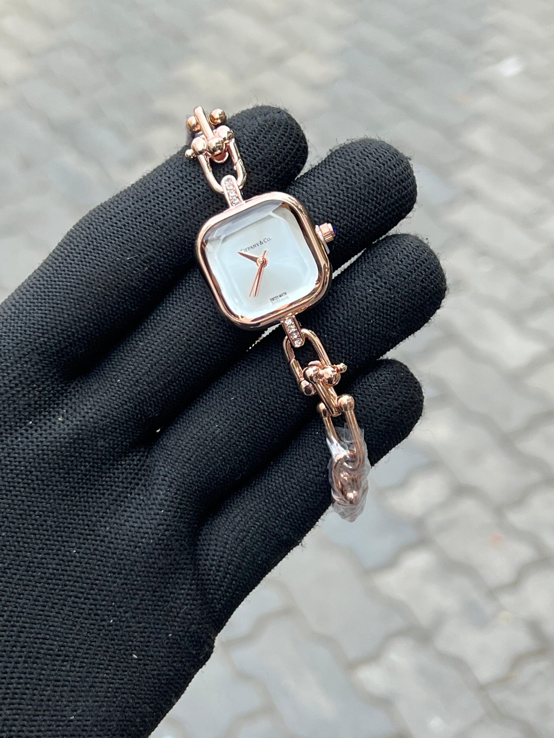 Tiffany & Co Rose Gold White For Ladies - Image 4