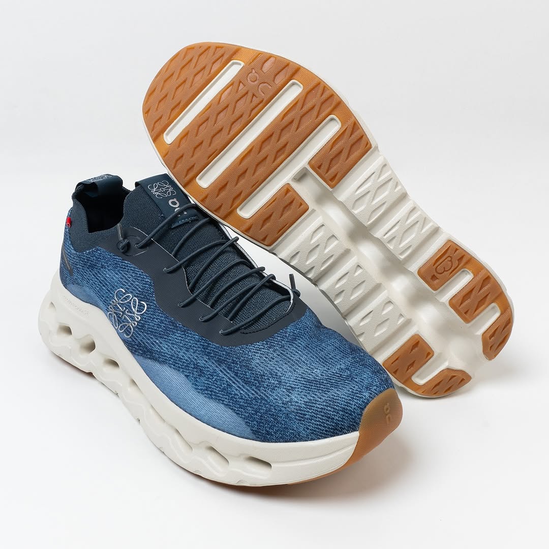 Loewe x On Running Cloudtilt “Denim Blue” - Image 5